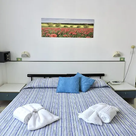 Hotel Villa Chiara Finale Ligure Exterior photo